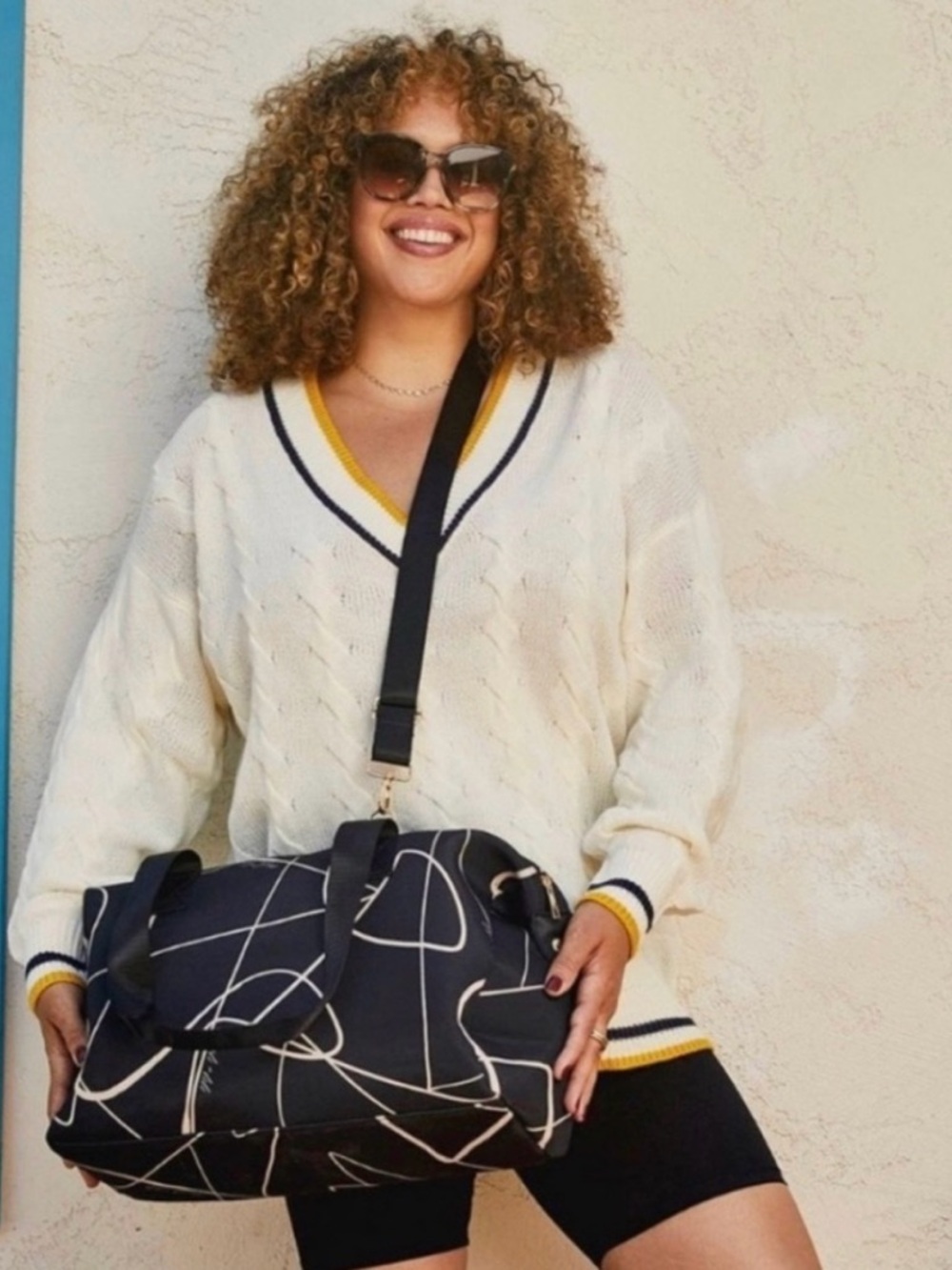 NWOT Mali and Lili weekender